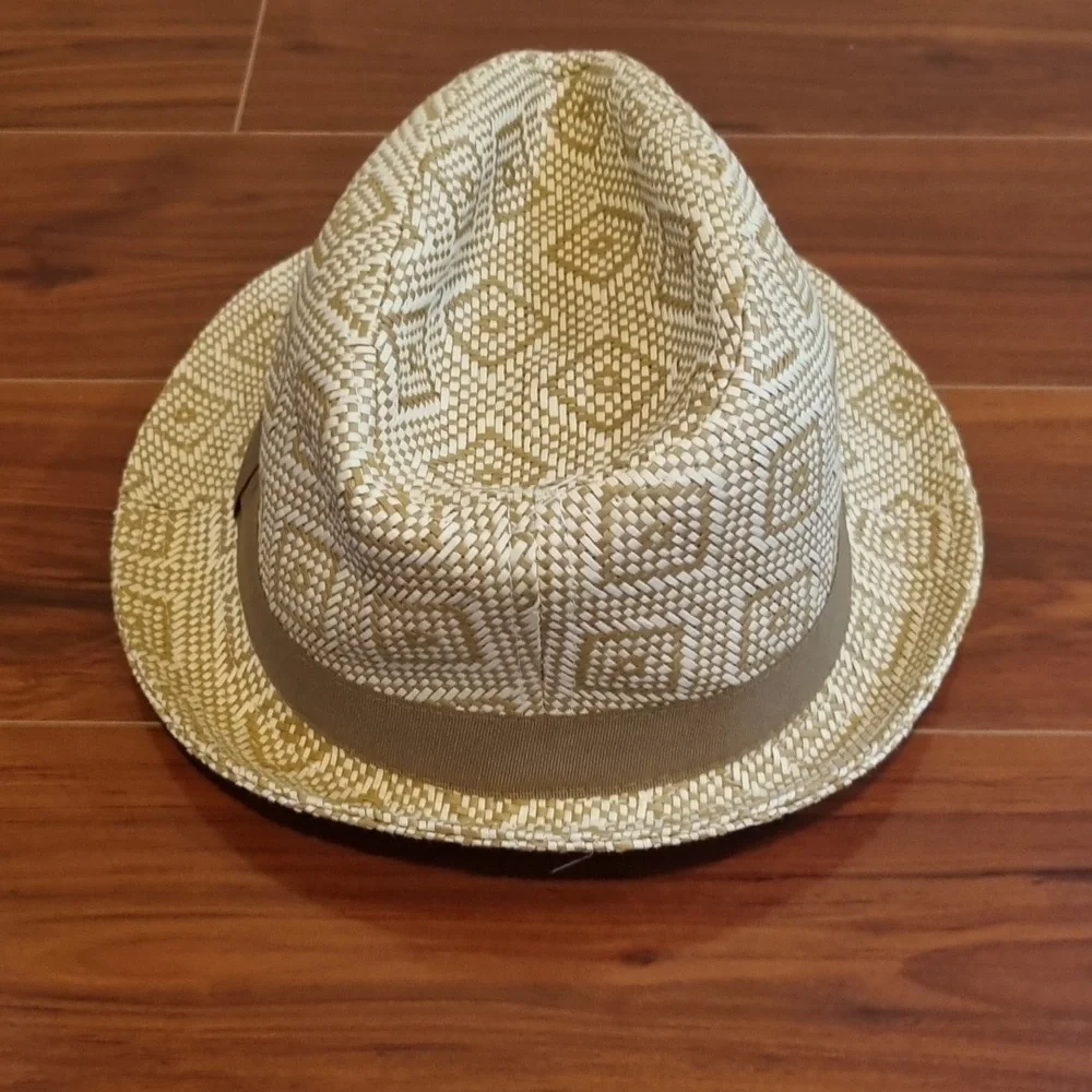 Old Navy Kids Cabana Hat Cream/Tan Size S-M